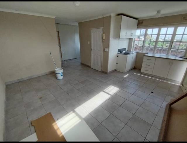 4 BEDROOM HOUSE FOR SALE IN KENVILLE